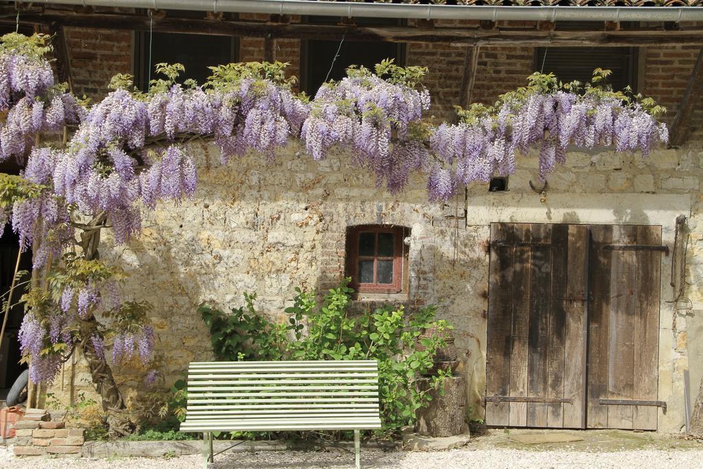 La Ferme De Marie Eugenie Bed & Breakfast Bruailles Bagian luar foto