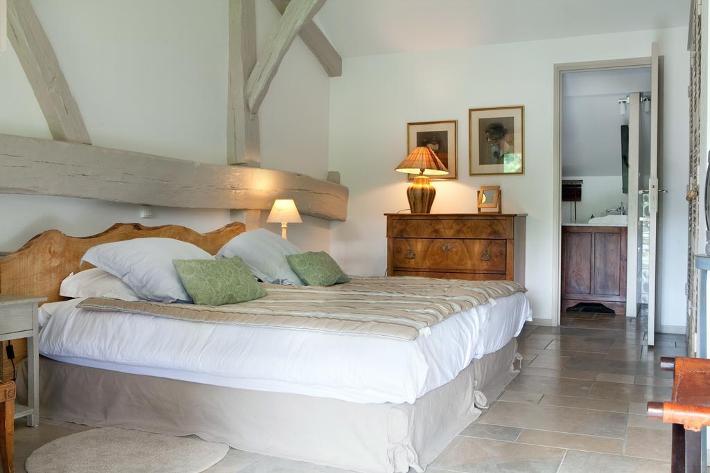 La Ferme De Marie Eugenie Bed & Breakfast Bruailles Bagian luar foto